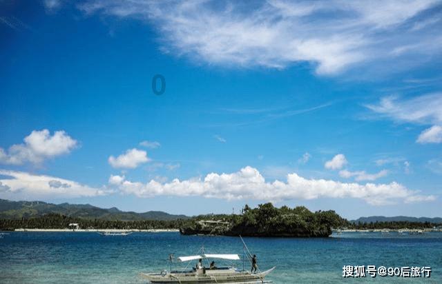 高中学校安排两个人睡一个床位法律上合法吗?